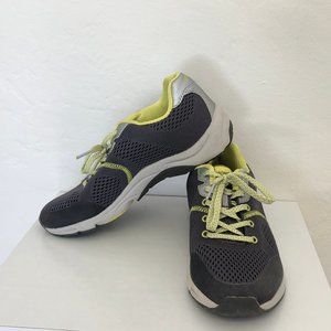 Vionic, Active shoes